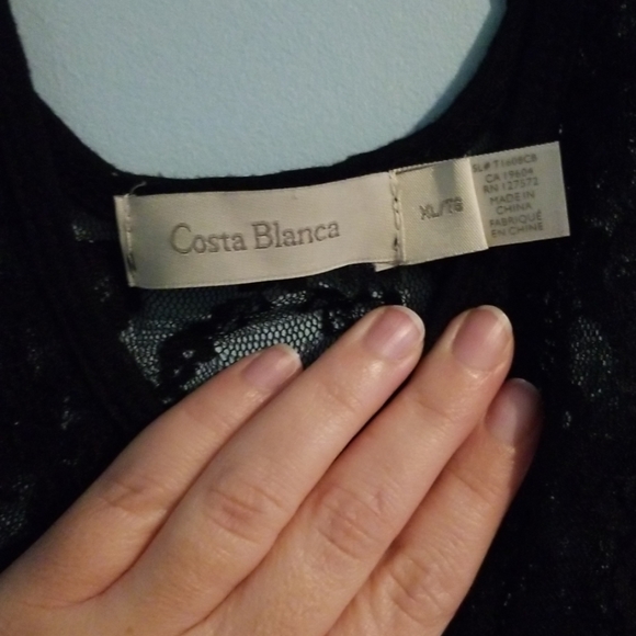 XL Black lace top - Picture 4 of 5